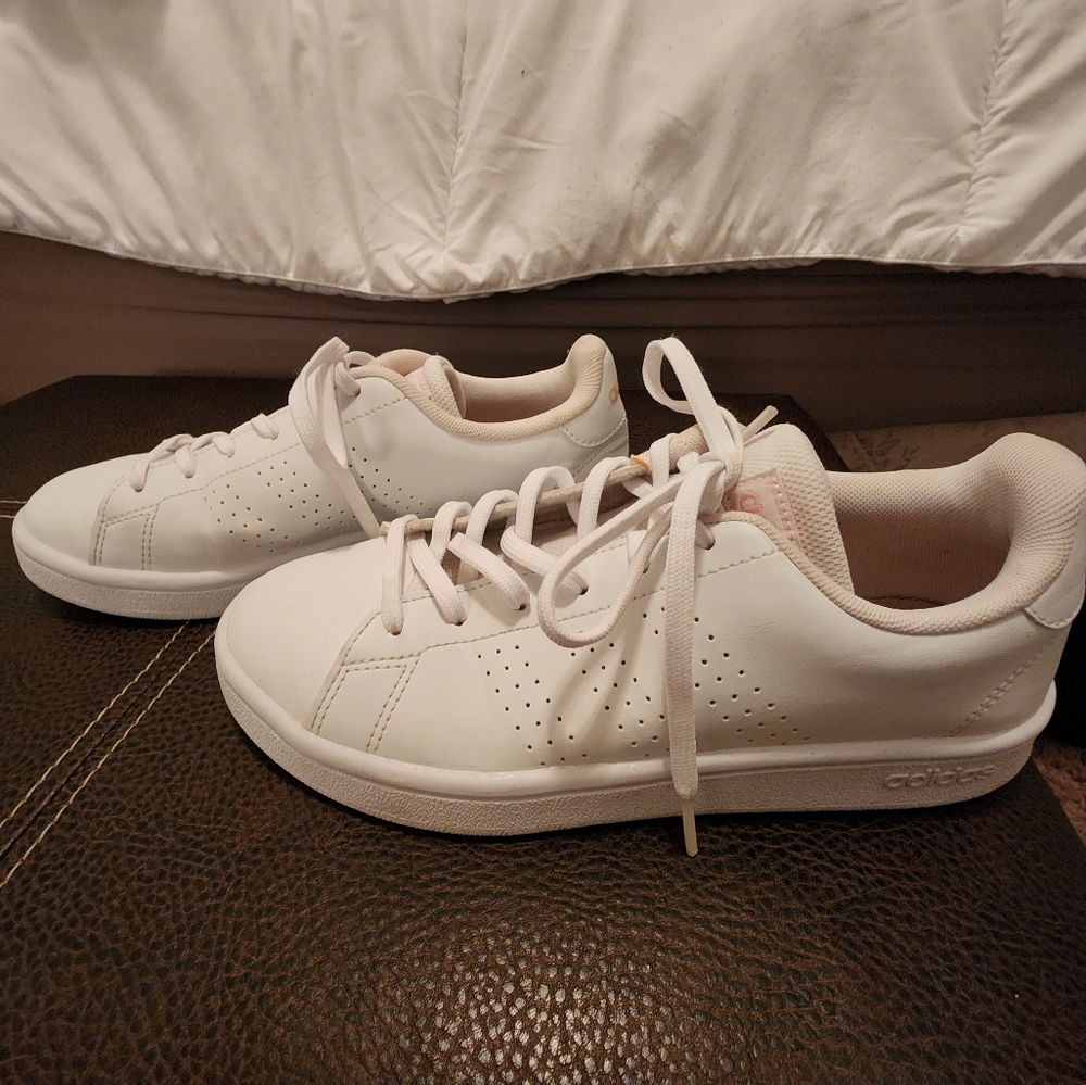 Adidas - Picture 2 of 5